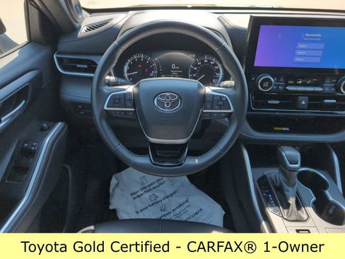 Certified 2024 Toyota Highlander XSE AWD/4WD image 16