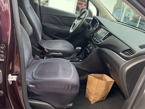Used 2018 Buick Encore Preferred image 23