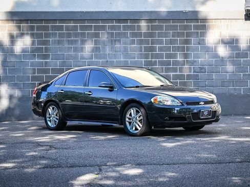 Used 2016 Chevrolet Impala LTZ FWD image 2