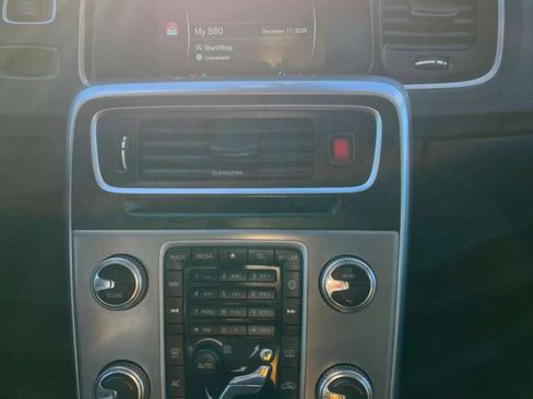 Used 2017 Volvo S60 T5 Inscription w/ Convenience Package image 29