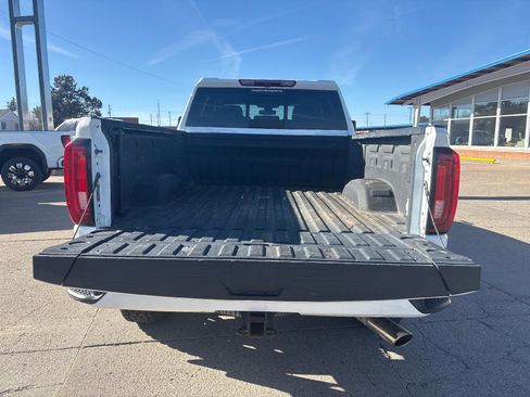 Used 2022 GMC Sierra 2500 Denali image 5