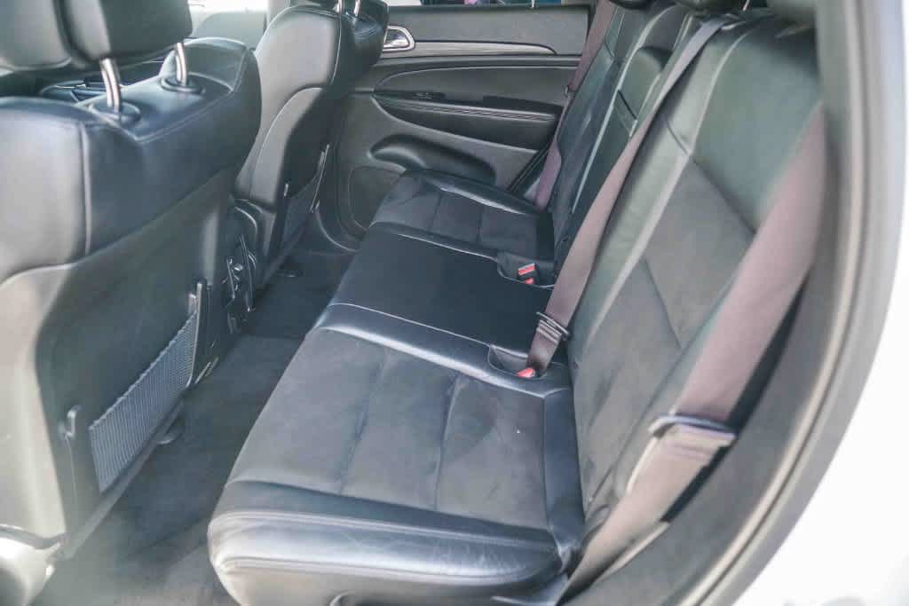 Used 2022 Jeep Grand Cherokee Laredo X RWD image 17