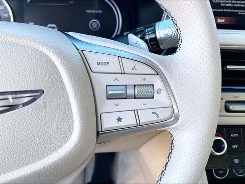 Used 2026 Genesis G70 2.5T Prestige image 23