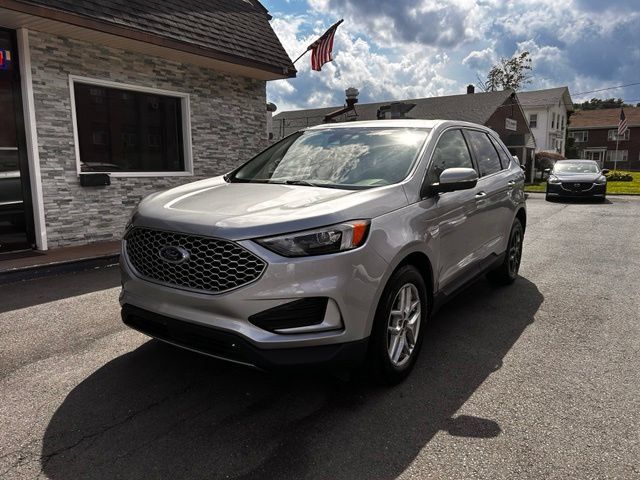Used 2024 Ford Edge SEL AWD/4WD image 1