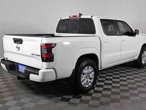 Used 2022 Nissan Frontier SV image 6