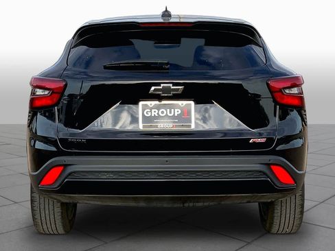 Used 2025 Chevrolet Trax RS w/ Sunroof Package FWD image 5