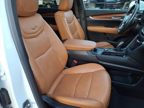 Used 2024 Cadillac XT5 Premium Luxury image 23