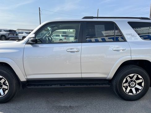 Used 2024 Toyota 4Runner TRD Off-Road Premium image 5