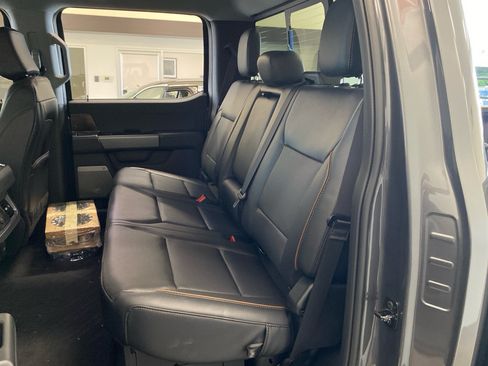 New 2026 Ford F250 Lariat w/ Chrome Package AWD/4WD image 9