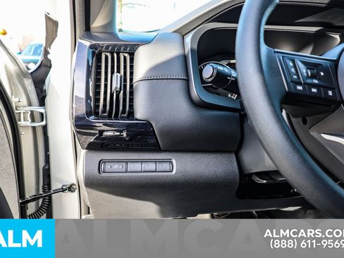 Certified 2025 Nissan Pathfinder S image 22