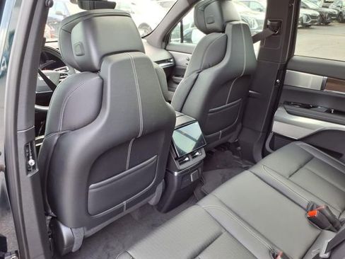 New 2026 Cadillac Vistiq Luxury image 14