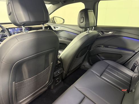 Used 2023 Audi Q4 e-tron Premium Plus w/ Premium Plus image 23