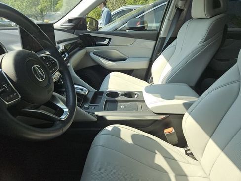 Certified 2025 Acura MDX FWD w/ Technology Package image 10