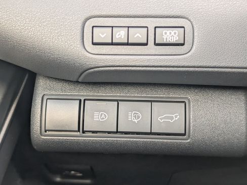 New 2026 Toyota bZ XLE Plus image 31