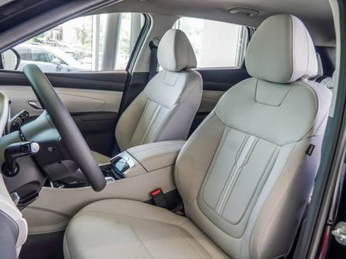 Certified 2025 Hyundai Tucson SEL FWD image 34