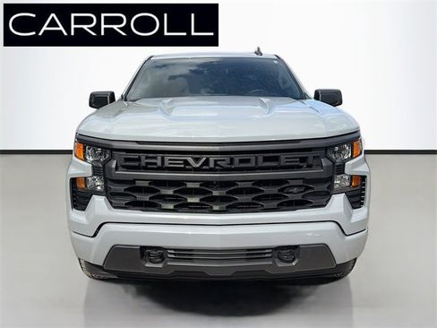 Used 2024 Chevrolet Silverado 1500 Custom image 1