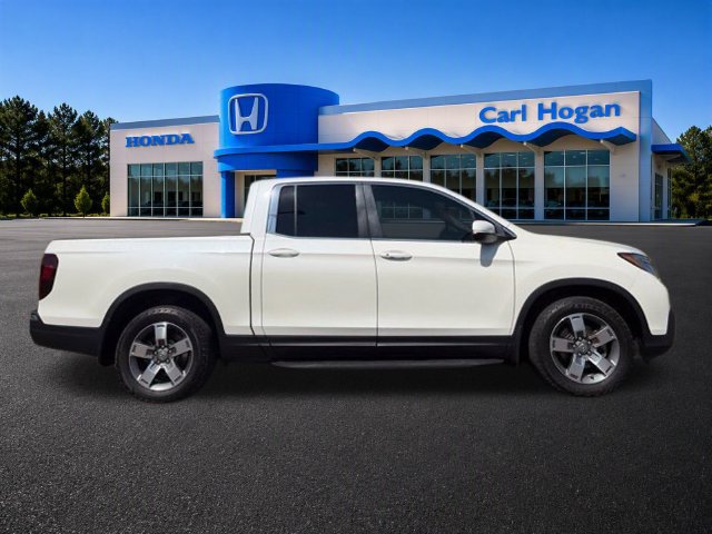 Used 2017 Honda Ridgeline RTS image 4
