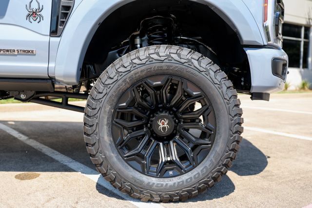 New 2026 Ford F250 Lariat w/ Black Appearance Package AWD/4WD image 12
