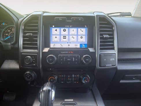 Used 2017 Ford F150 XLT w/ Equipment Group 302A Luxury AWD/4WD image 6