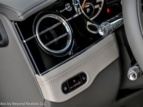 Used 2020 Bentley Continental GT image 31