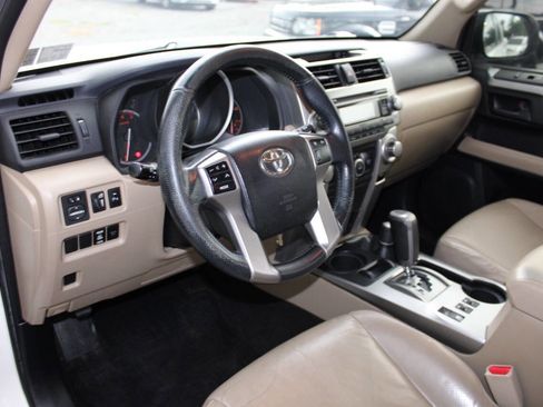 Used 2011 Toyota 4Runner SR5 w/ Premium Pkg w/Leather AWD/4WD image 13