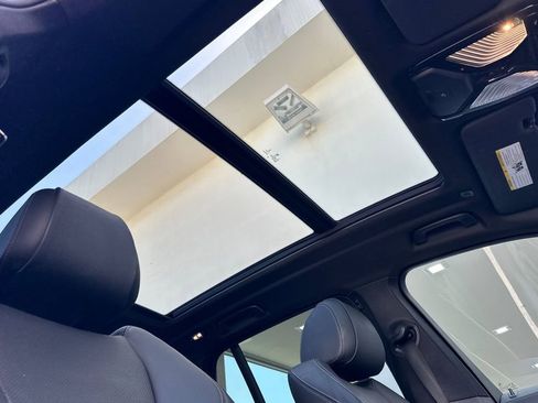 Used 2020 BMW X5 sDrive40i w/ M Sport Package RWD image 17