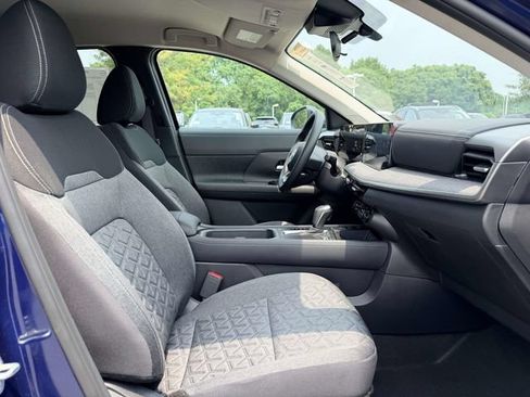 New 2026 Nissan Kicks SV w/ Cold Weather Package FWD image 10