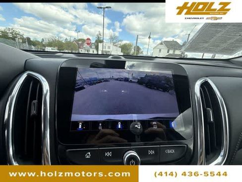 Certified 2023 Chevrolet Equinox Premier FWD image 16