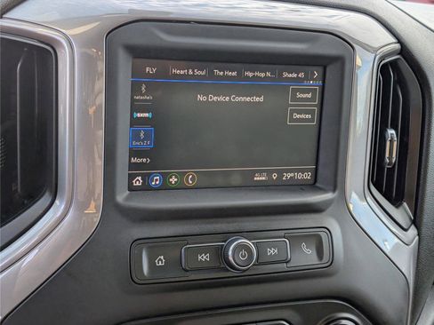 Used 2021 Chevrolet Silverado 1500 Custom image 23