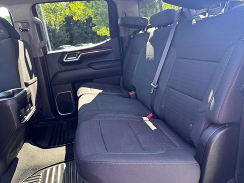 Certified 2023 Chevrolet Silverado 1500 RST w/ Convenience Package II AWD/4WD image 15