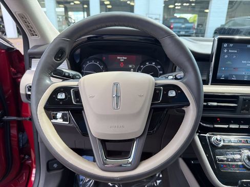 Certified 2022 Lincoln Corsair AWD w/ Premium Package image 22