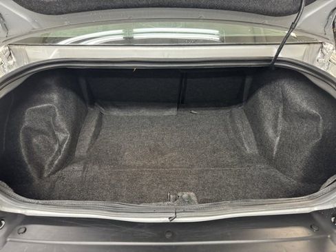 Used 2022 Dodge Challenger R/T image 34