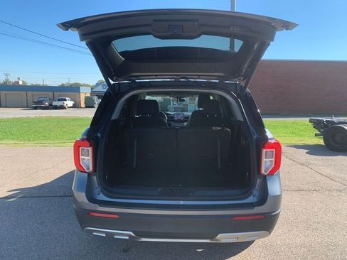 Used 2023 Ford Explorer XLT w/ Equipment Group 202A image 27