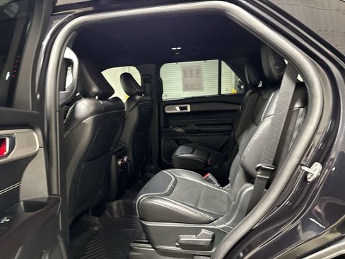 Used 2020 Ford Explorer ST AWD/4WD image 23