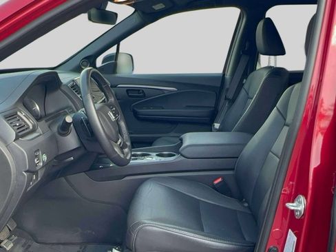 Certified 2025 Honda Passport EX-L image 14