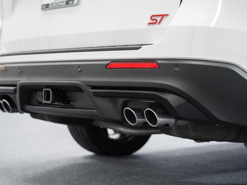 Certified 2024 Ford Explorer ST w/ Equipment Group 401A image 21