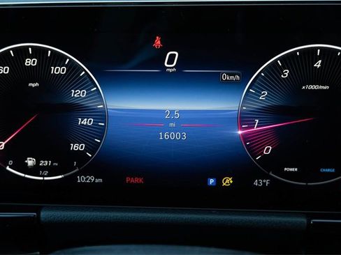 Certified 2025 Mercedes-Benz GLA 250 4MATIC image 3