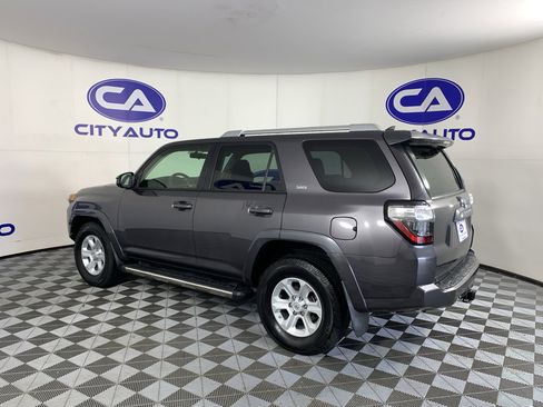 Used 2014 Toyota 4Runner SR5 RWD image 5