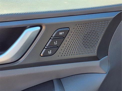 Used 2018 Hyundai Ioniq Limited w/ Limited Ultimate Package 03 image 14