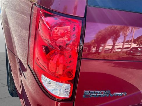 Used 2016 Dodge Grand Caravan SE w/ Quick Order Package 29E SE FWD image 28