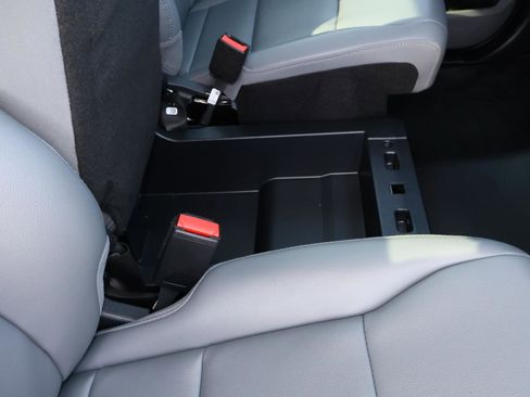 Used 2024 Ford F150 XL image 18