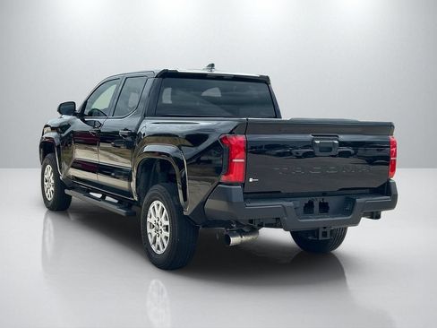 Used 2025 Toyota Tacoma SR RWD image 7