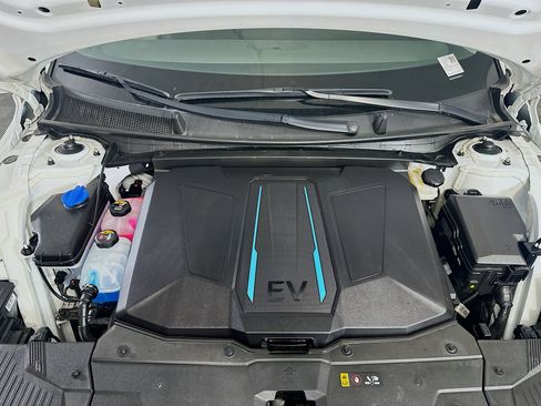 Used 2024 Hyundai Ioniq 5 SEL RWD image 34
