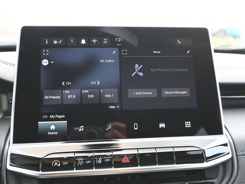 New 2026 Jeep Compass Latitude image 12