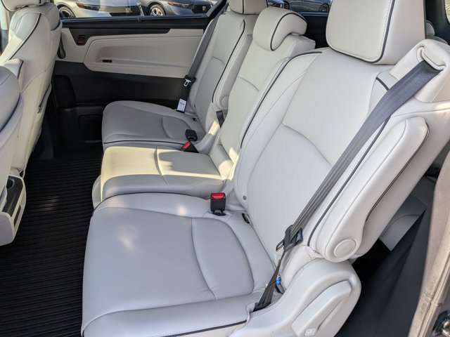 New 2027 Honda Odyssey Touring image 14