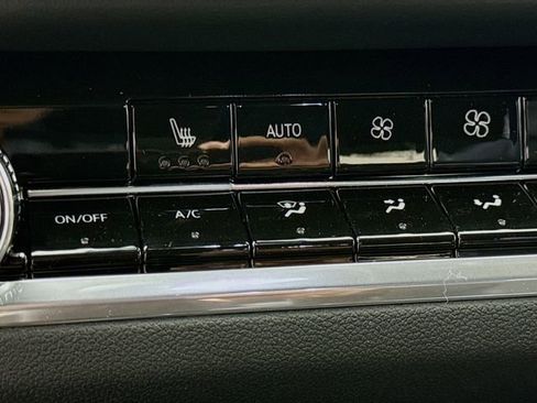 New 2026 Chevrolet Equinox LT image 22