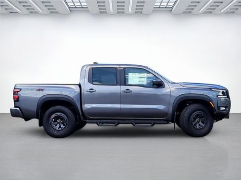 New 2026 Nissan Frontier PRO-4X w/ Tow Package AWD/4WD image 3