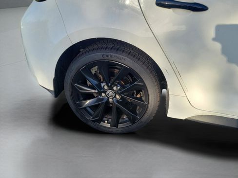 Used 2021 Toyota Corolla SE image 19