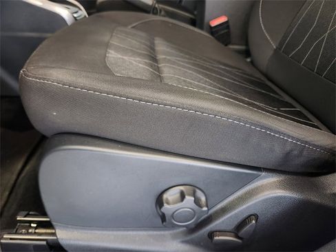 Used 2019 Ford EcoSport SE image 9