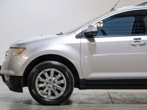 Used 2010 Ford Edge SEL image 21